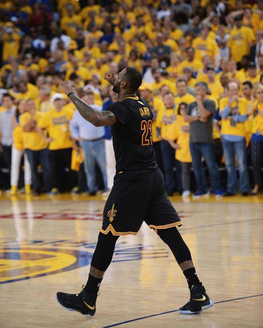 迫性失误更 迫性失误更